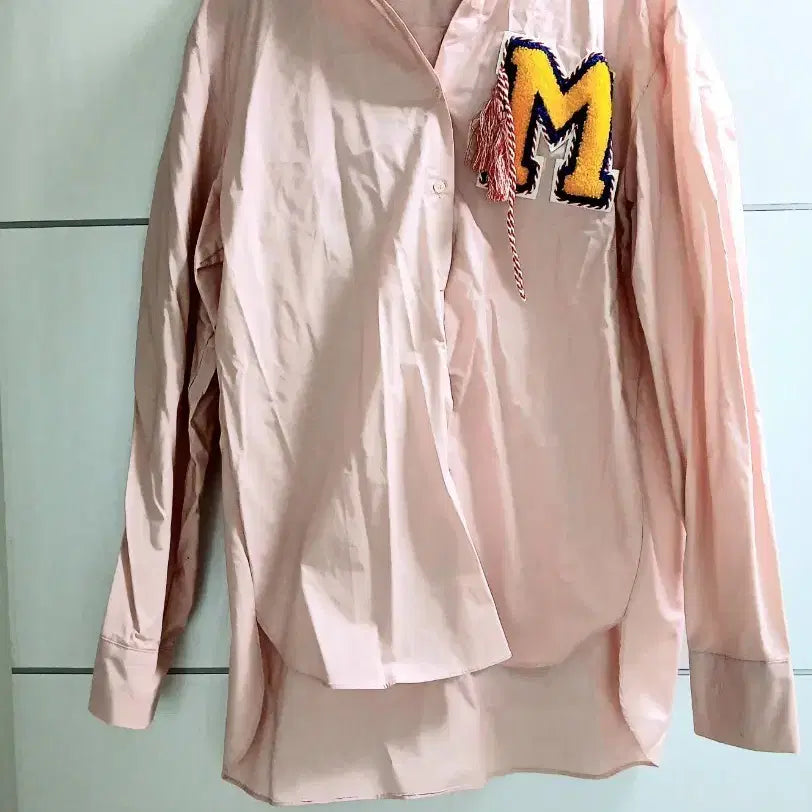 [BUNJANG] Pop Gyaru Embroidered Pink Shirt / 팝갸루 M자수 핑크 셔츠
