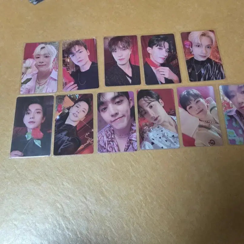 [BUNJANG] SEVENTEEN 2023 Season's Greetings Bundle Set Photocards / 세븐틴 2023 시그 시즌그리팅 포카 일괄 양도