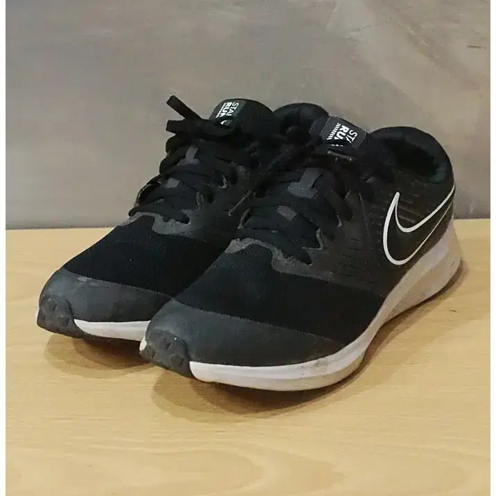 [BUNJANG] Nike Star Runner 2 Running Shoes (240mm) / [240] 나이키 스타 러너2 러닝화