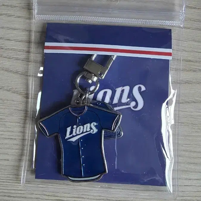 [BUNJANG] Samsung Lions Away Uniform Keychain / 삼성라이온즈 원정유니폼 키링 미사용 판매