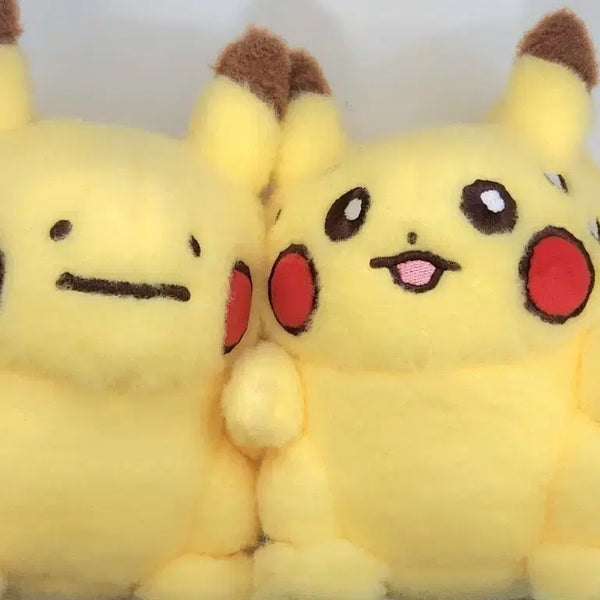 [BUNJANG] Pokemon Ditto's Day Soft Pikachu Transformation Ditto Pouch Doll / 포켓몬 메타몽의 하루 말랑말랑 피카츄 변신 메타몽 팝업 파우치 인형 누이 포켓몬스터 놀이터