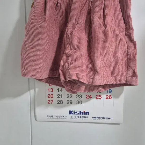 [BUNJANG] Corduroy Pink Back-Banded Pintuck Shorts / 코듀로이 핑크 뒷밴딩 핀턱 반바지