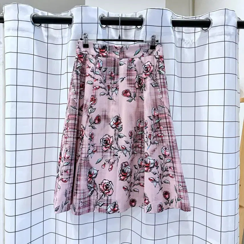 [BUNJANG] Jigott Rose Pattern Flare Skirt / 지고트 플레어 스커트