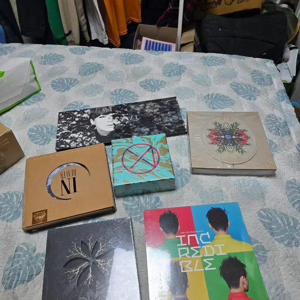 [BUNJANG] XIA Junsu Album Bundle Set (Includes 2 Sealed Albums) / 시아준수 미개봉품 2개포함 앨범 일괄
