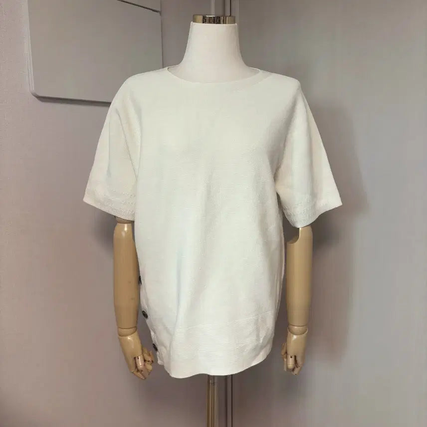 [BUNJANG] SJSJ Rayon Blend Knit Top with Side Buttons / SJSJ 사이드 버튼 레이온혼방 니트