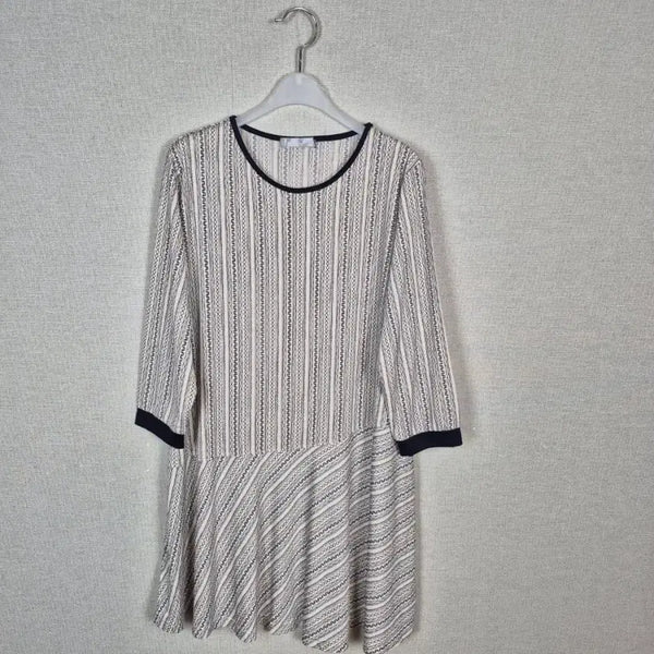 [BUNJANG] Beige Vertical Stripe 7-Sleeve Blouse / (#55,66추천/F)베이즈 세로패탄 7부소매 블라우스