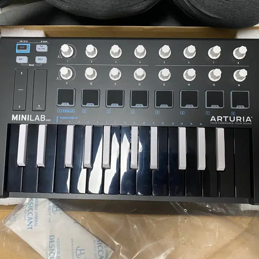 [BUNJANG] Arturia Minilab Mk2 Controller Keyboard / Arturia minilab mk2