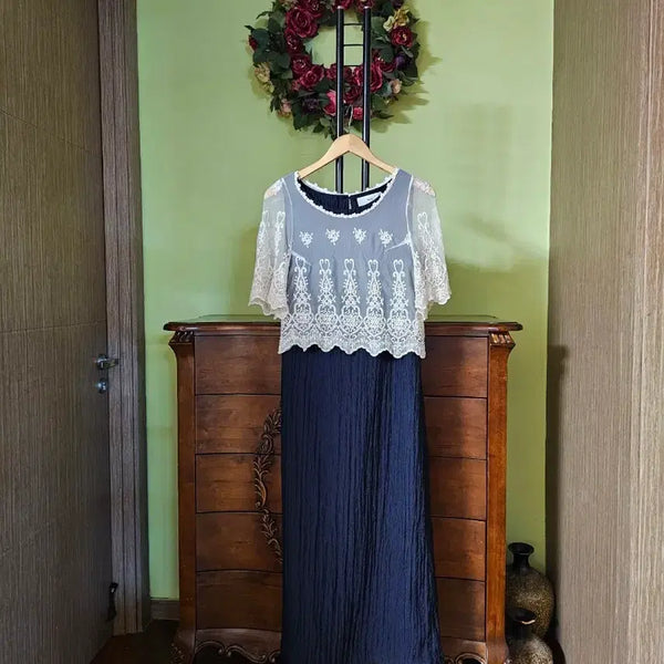 [BUNJANG] Lace Loveliness Sleeveless Blouse / 레이스 러블리티