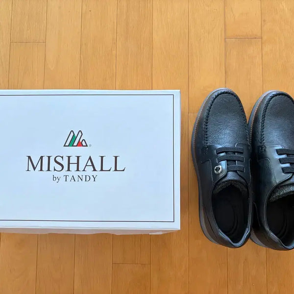 [BUNJANG] Tandy Cowhide Sneakers Black (265) / 탠디 소가죽 스니커즈 블랙(265) 새상품