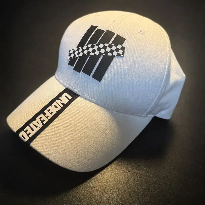 [BUNJANG] Undefeated Ball Cap White / 언디핏 볼캡 화이트