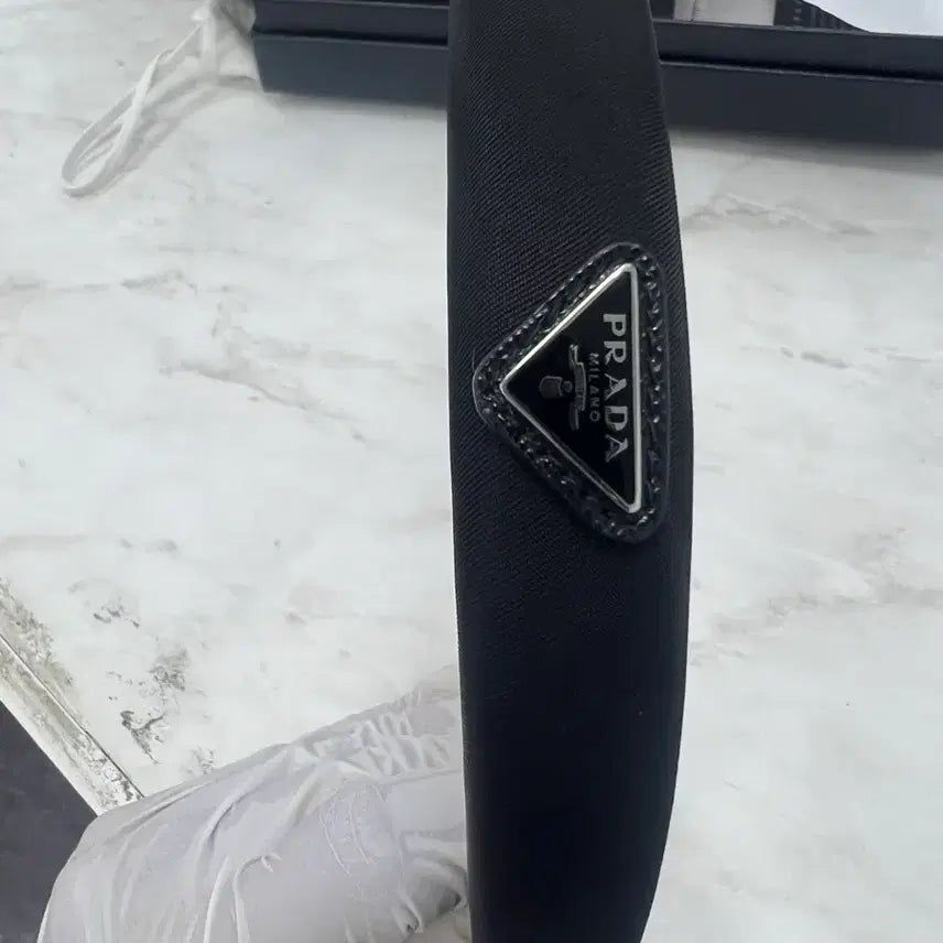 [BUNJANG] Prada Logo Black Headband / 프라다헤어밴드