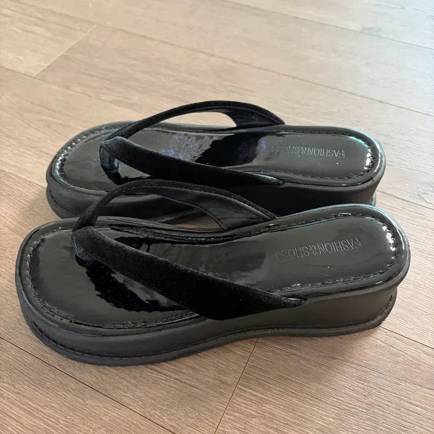 [BUNJANG] Black Velvet Heels (5.5cm Heel) / 블랙 벨벳 굽조리(굽5.5) 고급소재