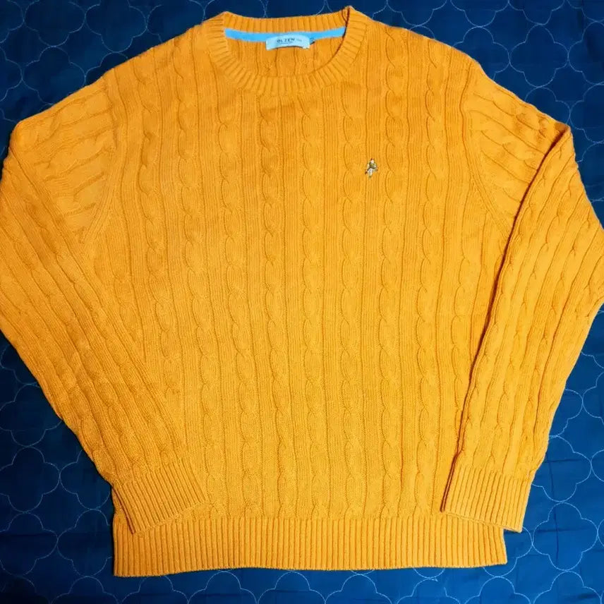 [BUNJANG] Olens Premium Cotton Cable Roundneck Knit Sweater Brick / 올젠 프리미엄 코튼 케이블 라운드넥 니트 스웨터 브릭 (M)