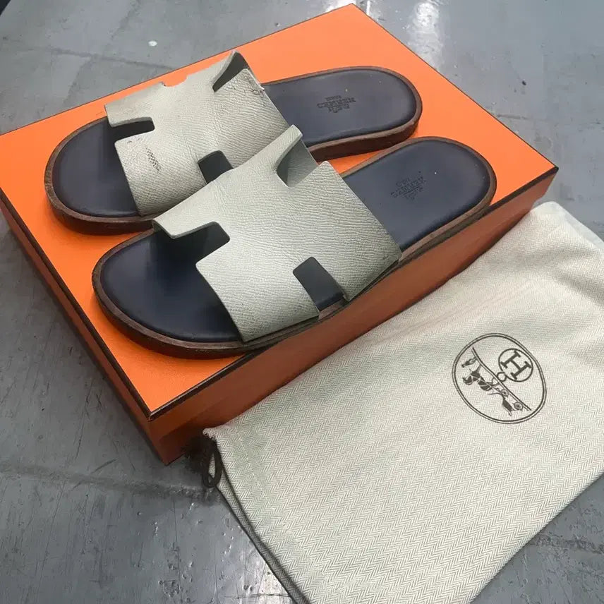 [BUNJANG] Hermes Izmir Slipper / 에르메스 이즈미르 슬리퍼