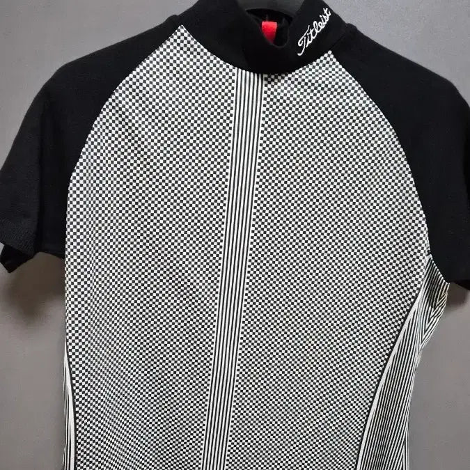 [BUNJANG] Titleist Golf Wear Check Pattern Short-Sleeve Top / 타이틀리스트 골프웨어 체크 패턴 반팔 상의