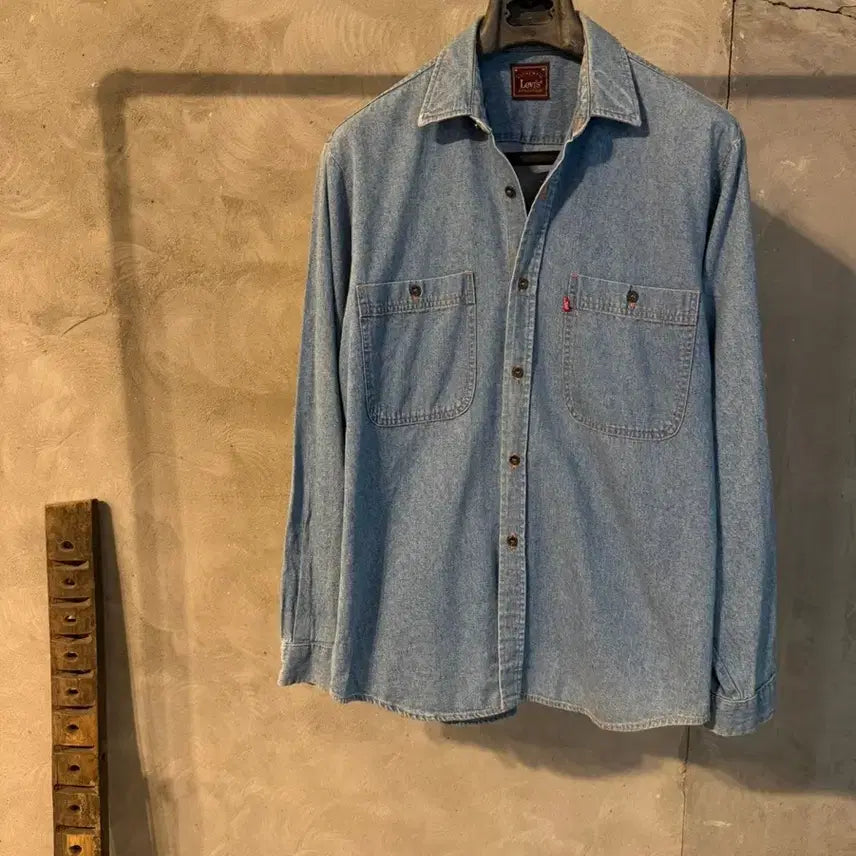 [BUNJANG] Levi's Denim Shirt Men's Size 100 / 리바이스 데님셔츠 남성100