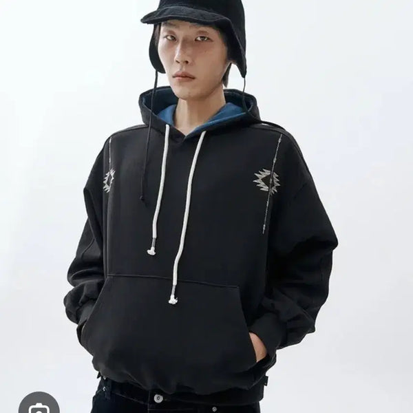 [BUNJANG] Character Stitch Hooded Sweatshirt M / Karacter 카락터 치마요 스티치 후드 맨투맨 M