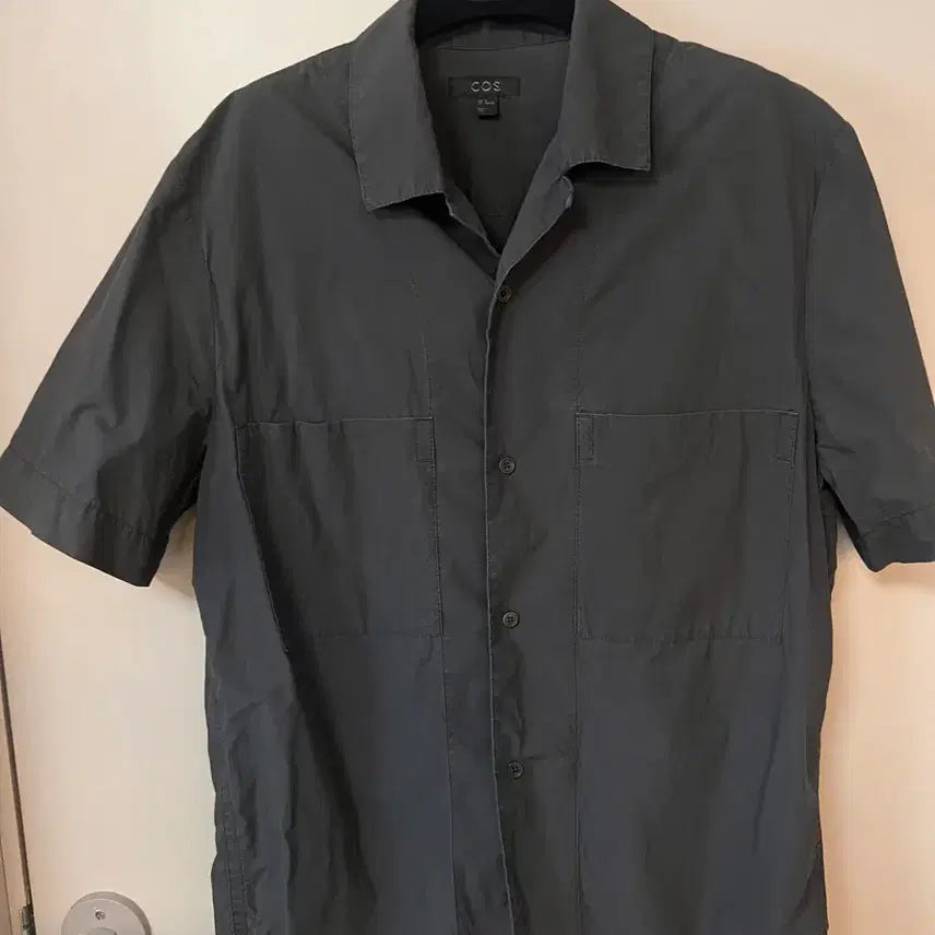 [BUNJANG] COS Worker Shirt Fade Black M / COS 코스 워크셔츠 페이드 블랙 M