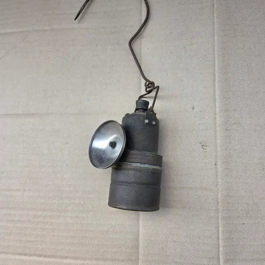 [BUNJANG] Antique Miner's Lamp / 옛날 탄광에서   광부 들이   사용하던   칸드레