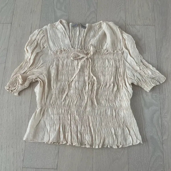 [BUNJANG] 8seconds Pleated Blouse Light Beige / 8seconds 에잇세컨즈 주름 블라우스 연베이지