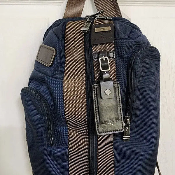 [BUNJANG] Tumi Alpha Bravo Higgins Sling Bag Navy Brown / 투미 알파브라보 히긴스 슬링백 네이비 브라운