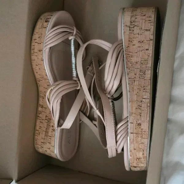 [BUNJANG] ALDO Wedge Strap Sandals Beige 245 / 알도 ALDO 웨지 스트랩 샌들 베이지색 245