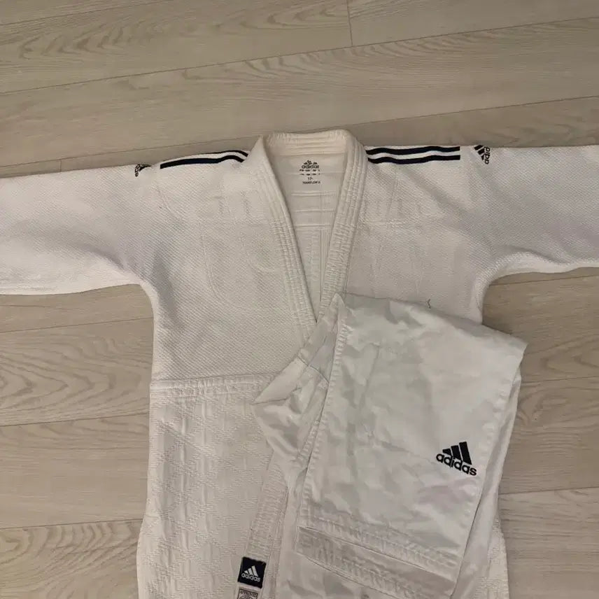 [BUNJANG] Adidas Judo Uniform - Size 175 / 아디다스 유도복