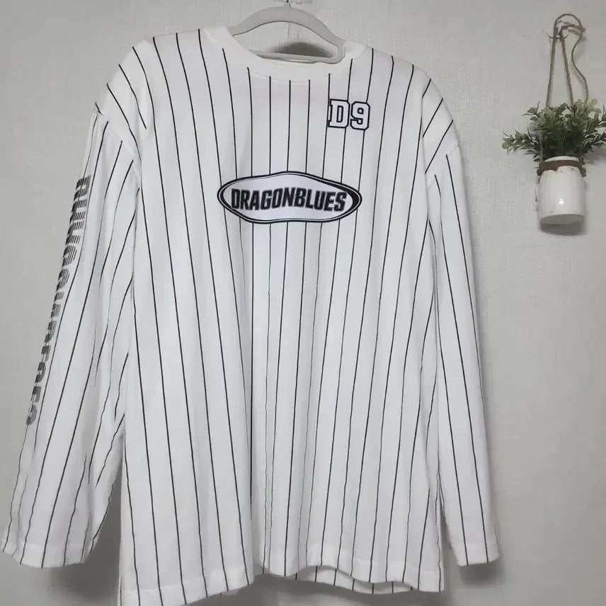 [BUNJANG] Dragon Blues Pinstripe Baseball Long Sleeve Jersey / 새상품 드래곤블루스 야구저지 핀스트라이프 긴팔 티셔츠 베이스볼 루즈핏  55 66