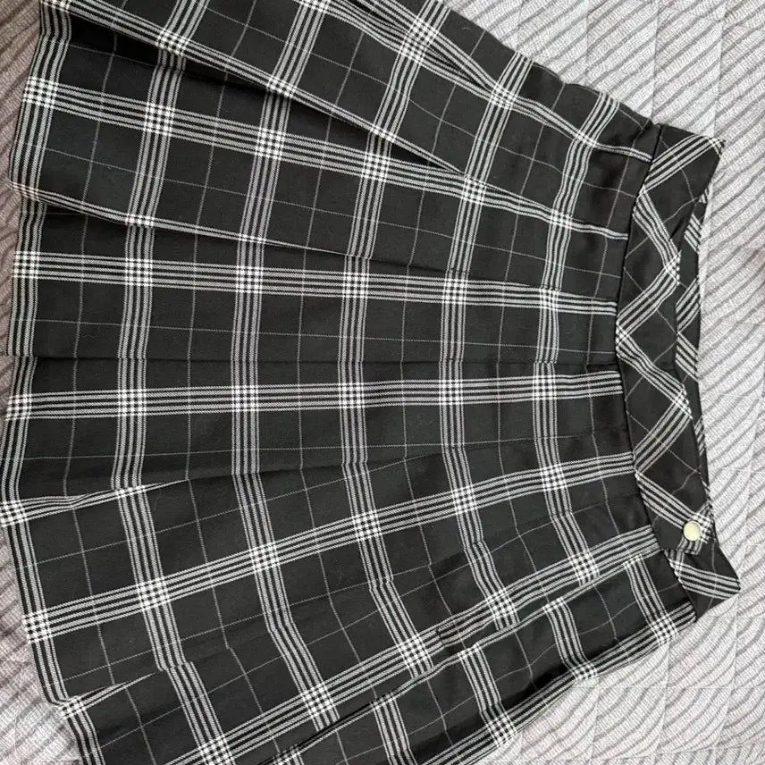 [BUNJANG] H&M Checkered Skirt / H&M 체크 스커트