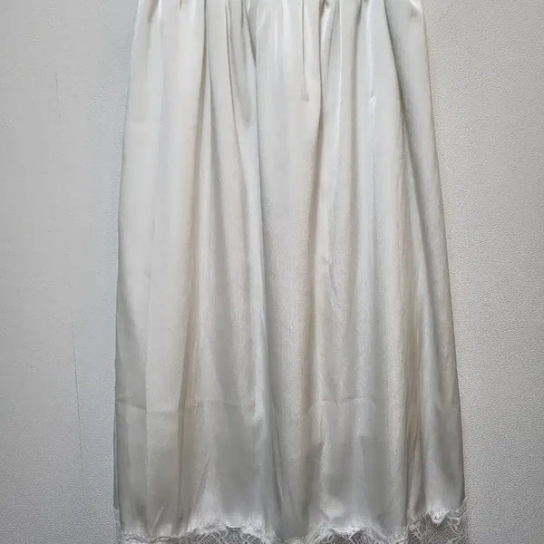 [BUNJANG] White Lace Silky Long Skirt / 82401 화이트 레이스 스커트 실키