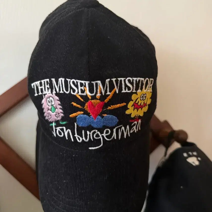 [BUNJANG] The Museum Visitor x John Burger Man Ball Cap / 더뮤지엄비지터x존버거맨 볼캡
