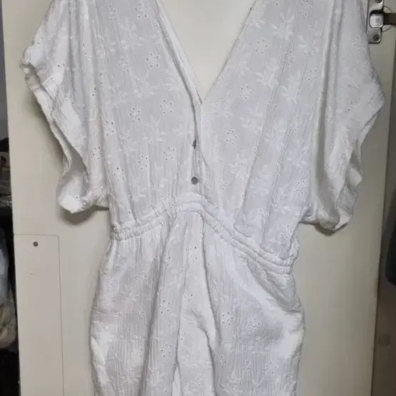 [BUNJANG] Zara White Short-Sleeve Jumpsuit XS / Xs) 자라 화이트 반팔 점프수트