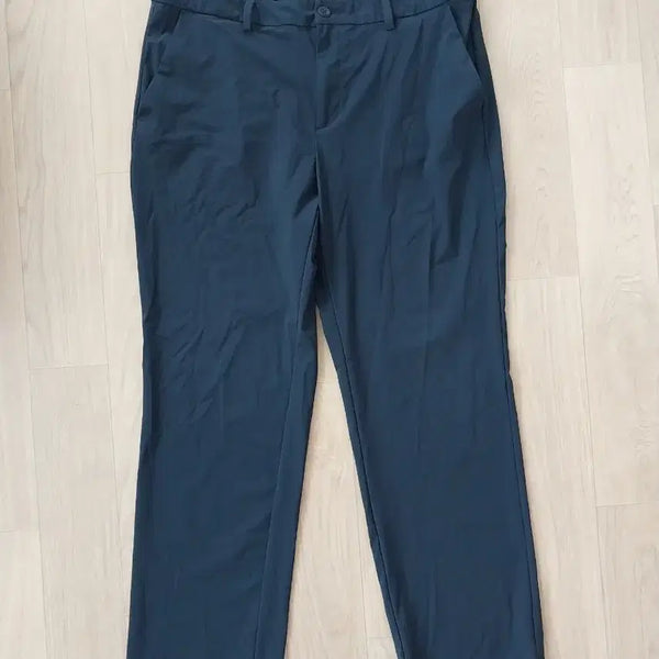 [BUNJANG] Millet Men's Golf Pants 36" Poly / 18.  남성 밀레 골프바지 골프팬츠. 36인치 폴리 시원