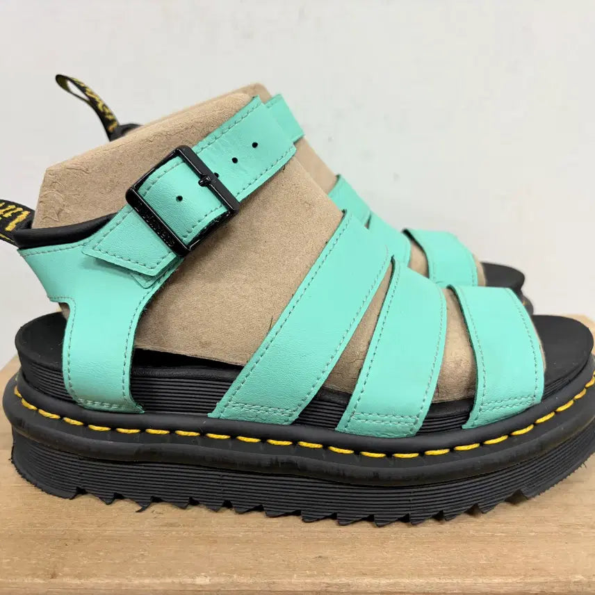 [BUNJANG] Dr. Martens Women's Sandals Size 225 / 닥터마틴 여성 샌들 225