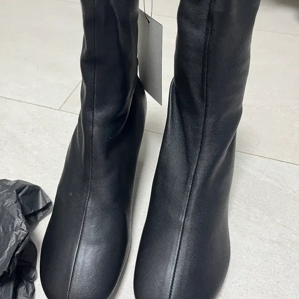 [BUNJANG] COS Black Leather Ankle Sock Boots / COS 블랙 레더 앵클 삭스 부츠 37