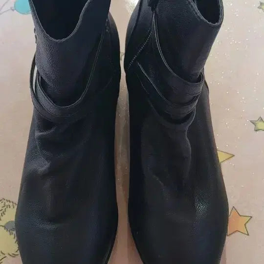 [BUNJANG] Ankle Boots (Size 230) with Side Zipper and Boa Lining / 새상품  앵글 부츠 230
