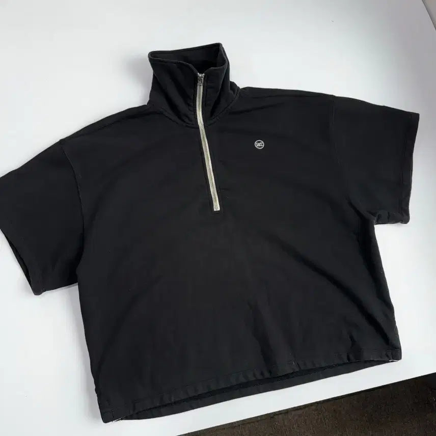 [BUNJANG] Recto Cotton Black Half-Zip Sweatshirt T-shirt / Recto  렉토 코튼 블랙 반집업 맨투맨 반팔