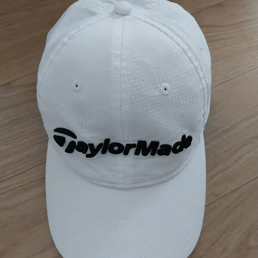 [BUNJANG] TaylorMade Men's Golf Cap - Poly Material, 56.6cm / 새제품 테일러메이드 골프모자 골프캡 56.6cm 남성 폴리 시원
