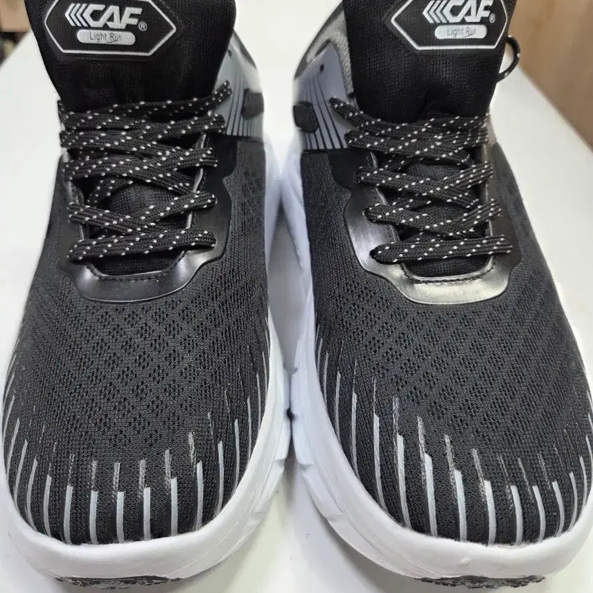 [BUNJANG] Sneakers Black 270 / 카프270