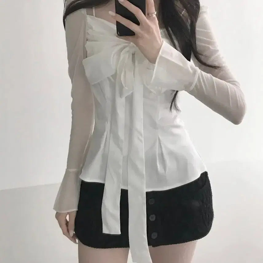 [BUNJANG] Hilda Gohee Swan Blouse / 힐다 고희 스완 블라우스 새상품