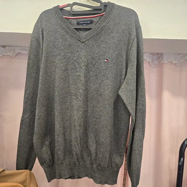 [BUNJANG] Tommy Hilfiger V-Neck Knit Sweater - Gray / 타미힐피거 니트 그레이