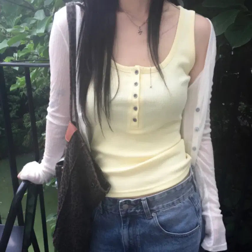 [BUNJANG] IZIZ Touch Button Sleeveless / 이즈이즈 나시 민소매 Touch Button Sleeveless