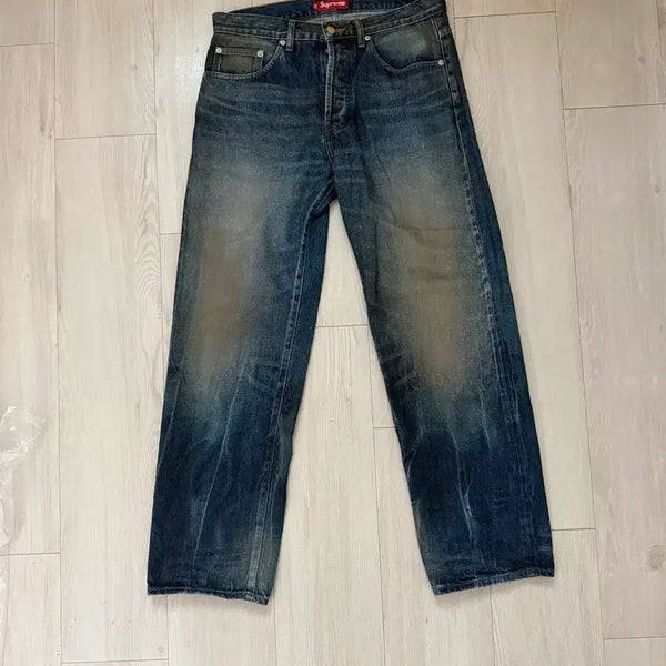 [BUNJANG] Supreme 25ss Distressed Selvedge Indigo Jeans / [30]25ss 슈프림 디스트레스드 셀비지 인디고