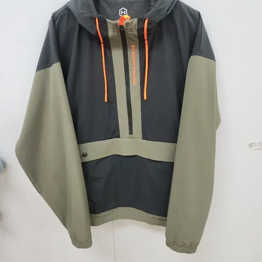 [BUNJANG] Under Armour UA RUSH Anorak Jacket (L) / (정품) 언더아머 UA RUSH 아노락 (L)