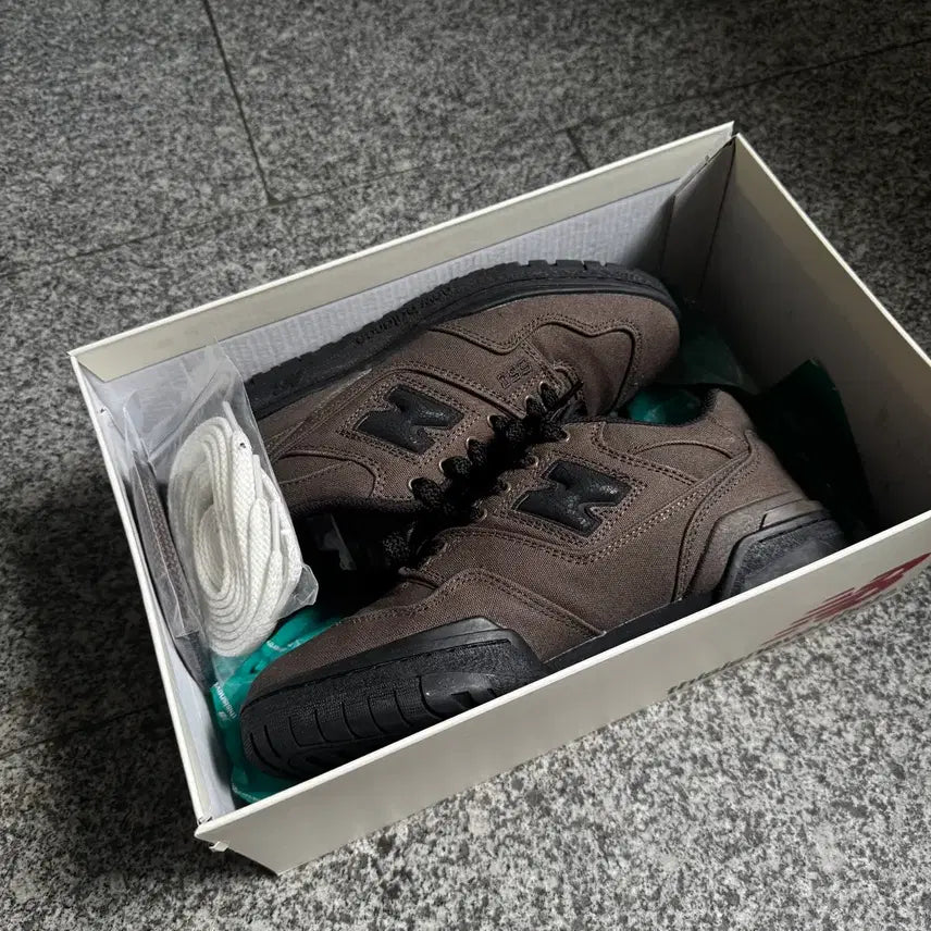 [BUNJANG] thisisneverthat New Balance 550 Brown Sneakers / 디스이즈네버댓 뉴발란스 550 브라운