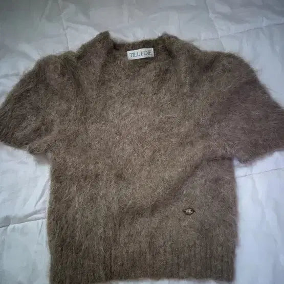 [BUNJANG] Tillaidai Alpaca Short Sleeve Knit / 틸아이다이 알파카 반팔 니트