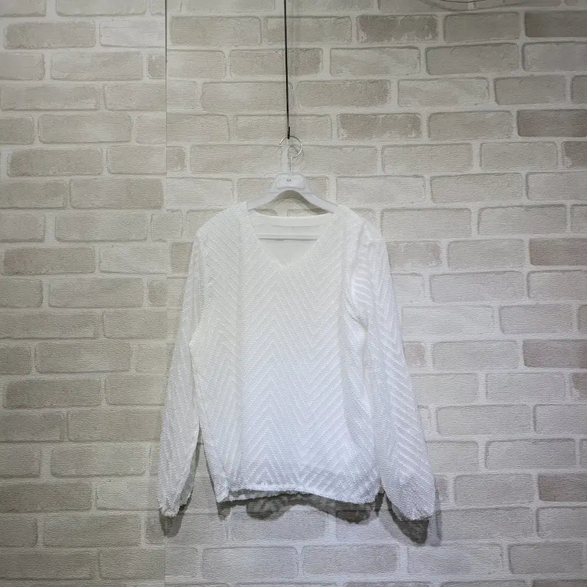 [BUNJANG] V-Neck T-Shirt / ㅎ1014 브이넥 티셔츠 F