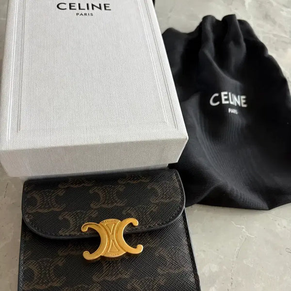 [BUNJANG] Celine Bi-fold Wallet / 셀린느 반지갑