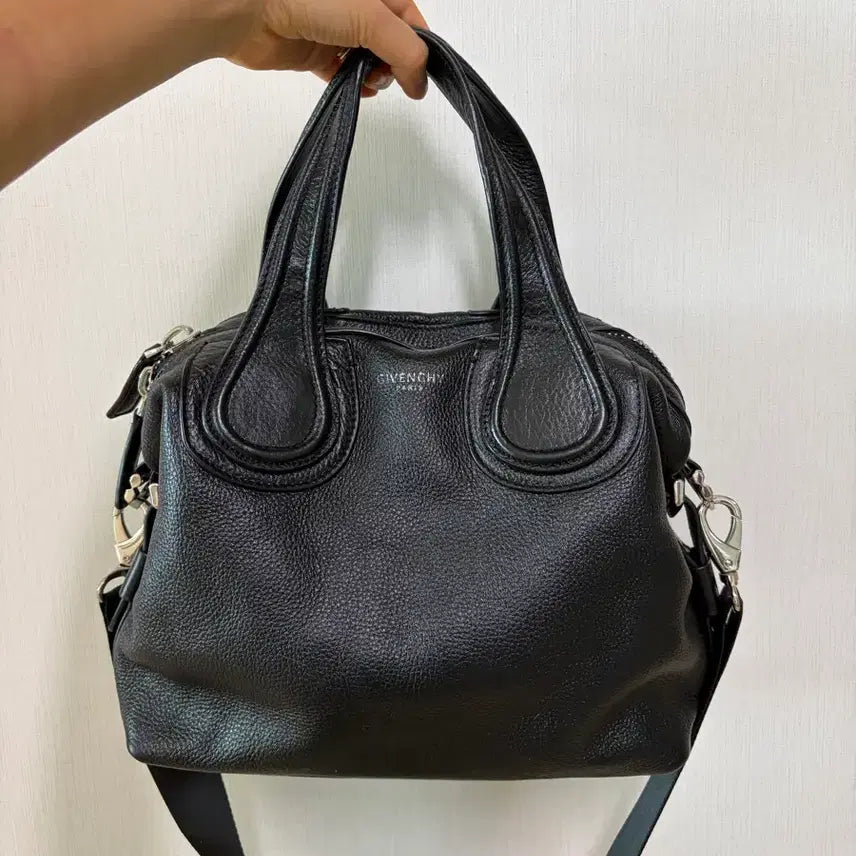 [BUNJANG] Givenchy New Nightingale Black Small Bag / (정품)지방시 뉴나이팅게일 블랙 스몰 가방