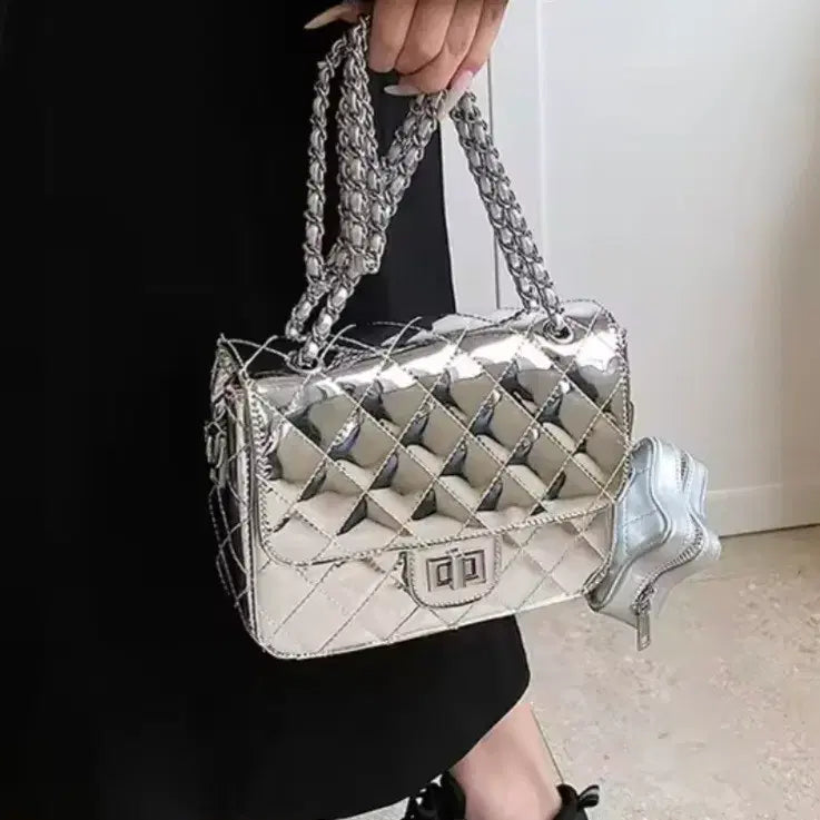 [BUNJANG] Quilting Chain Shoulder Bag Crossbody Bag Silver / [미사용] 새상품 실버백 / 퀼팅 체인 숄더백 크로스백